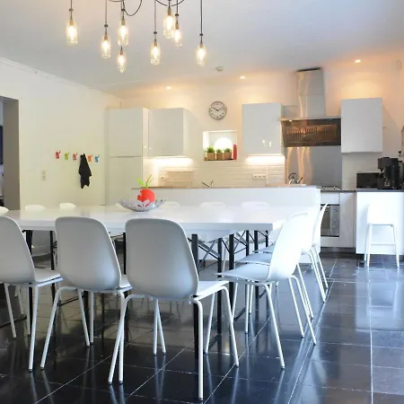 Holiday home Delightful In With Terrace Denee