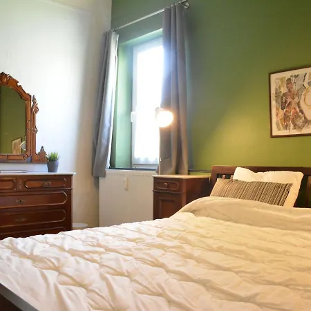 Holiday home Delightful In With Terrace Denee