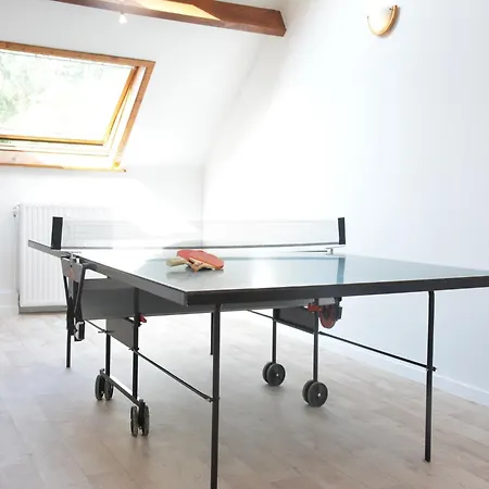 Family Retreat, Forested Anhee