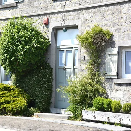 Family Retreat, Forested Anhee 別荘 *